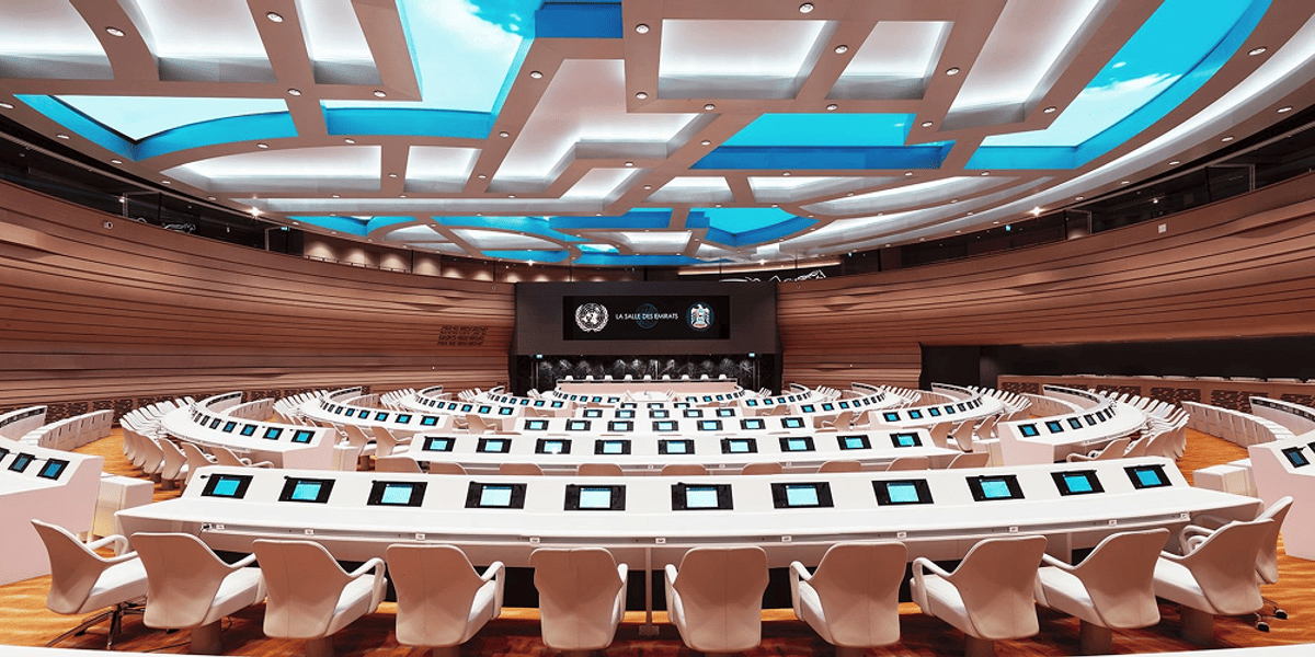 Touchscreen-Monitore für Meeting- und Konferenzräume