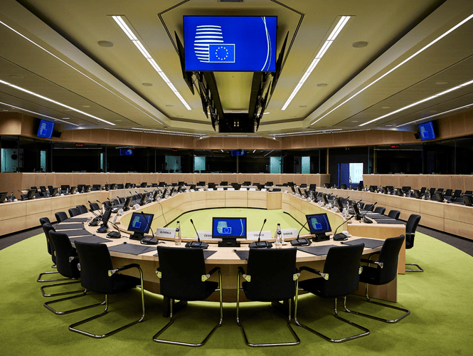 Konferenz- und Meetingräume Displays für Büro-, Konferenz- und Besprechungsräume